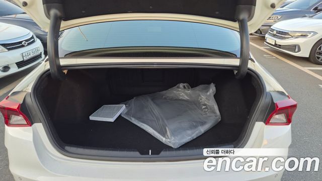 Kia K5 2023 — photo 14