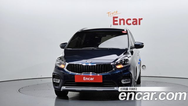 Kia Carens 2017 — photo 3
