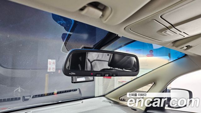 Kia Carens 2017 — photo 22