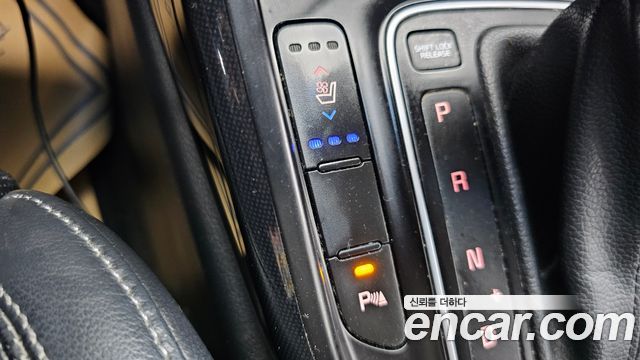 Kia Carens 2017 — photo 28