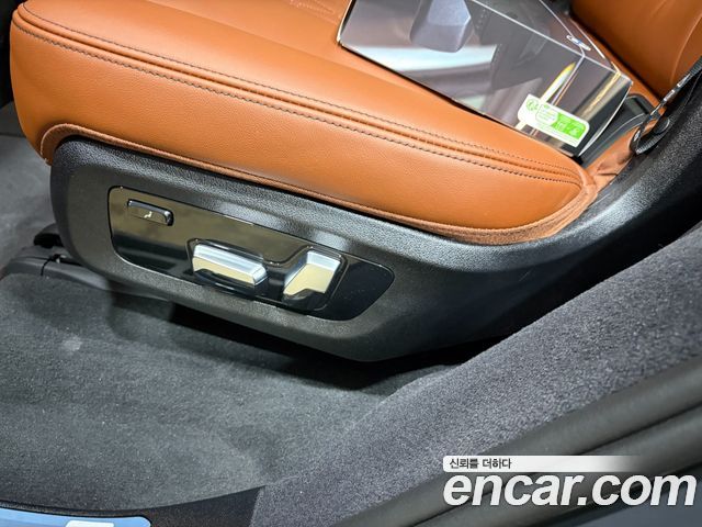 BMW X7 2026 — photo 8