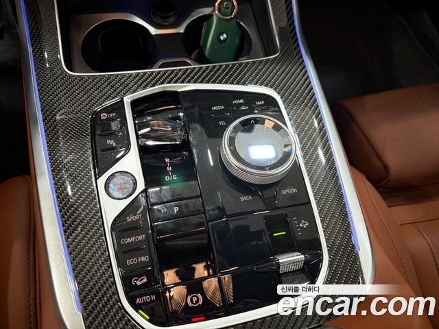BMW X7 2026 — photo 17
