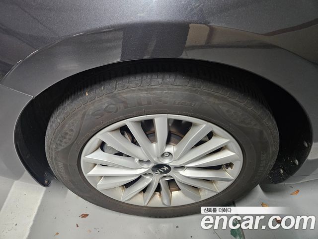 Kia K7 2020 — photo 5