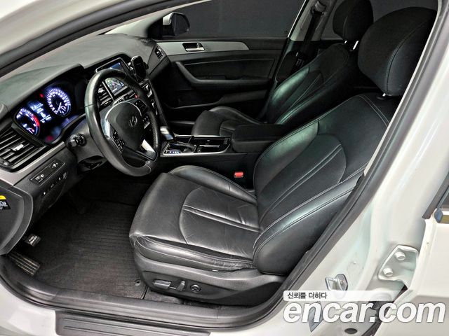 Hyundai Sonata 2018 — photo 10