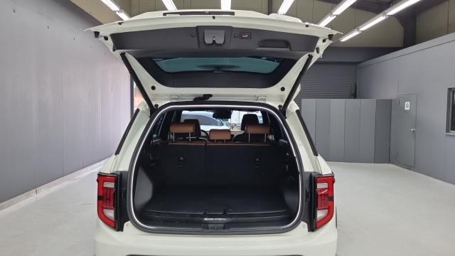 KG Mobility Torres 2024 — photo 18