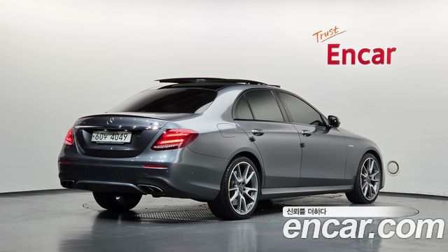 Mercedes-Benz E-Class 2018 — photo 2