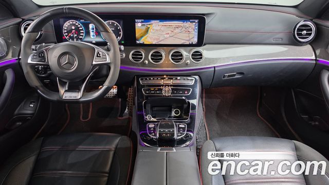 Mercedes-Benz E-Class 2018 — photo 10