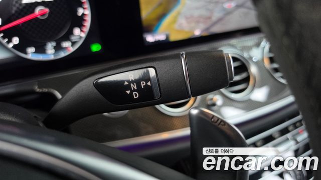 Mercedes-Benz E-Class 2018 — photo 12