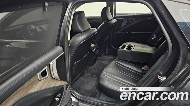 Kia K8 2022 — photo 11