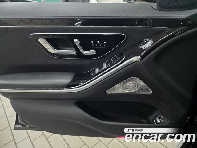 Mercedes-Benz S-Class 2021 — photo 12