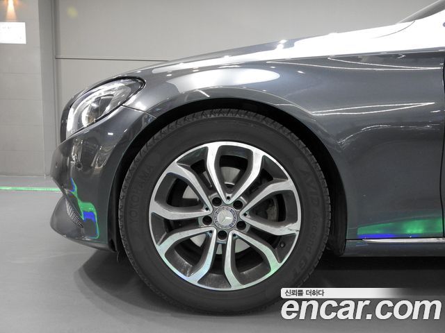 Mercedes-Benz C-Class 2016 — photo 5