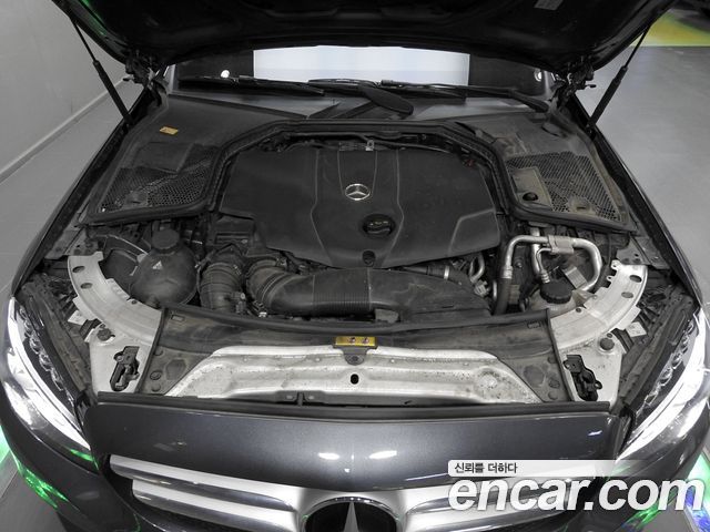 Mercedes-Benz C-Class 2016 — photo 6