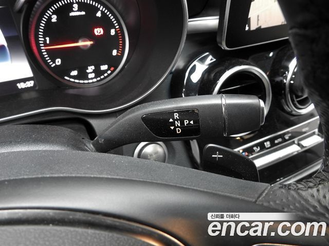 Mercedes-Benz C-Class 2016 — photo 9