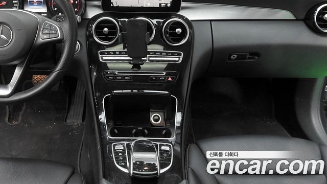 Mercedes-Benz C-Class 2016 — photo 14
