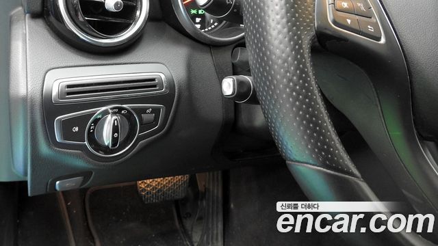 Mercedes-Benz C-Class 2016 — photo 15