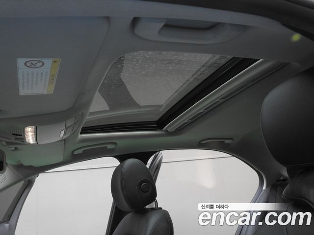 Mercedes-Benz C-Class 2016 — photo 17