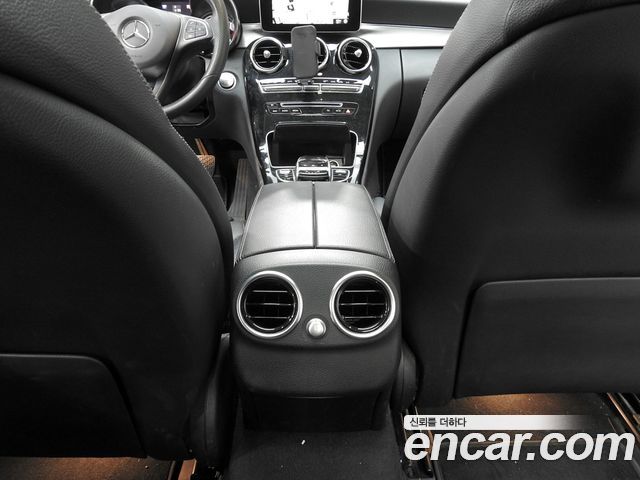 Mercedes-Benz C-Class 2016 — photo 18