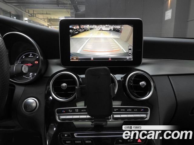 Mercedes-Benz C-Class 2016 — photo 19