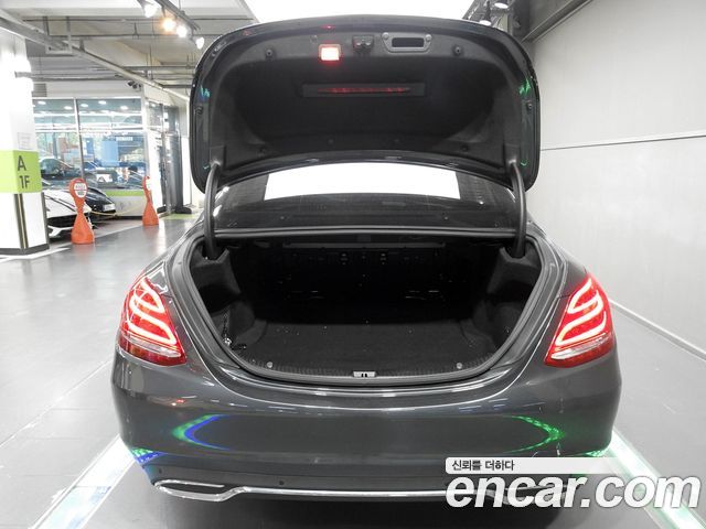 Mercedes-Benz C-Class 2016 — photo 20