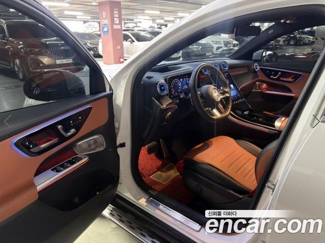 Mercedes-Benz GLC-Class 2025 — photo 5