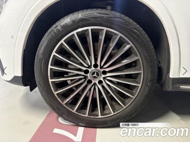 Mercedes-Benz GLC-Class 2025 — photo 17