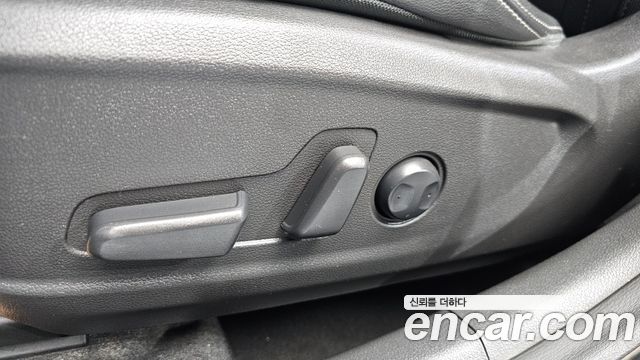 Hyundai Kona 2019 — photo 19