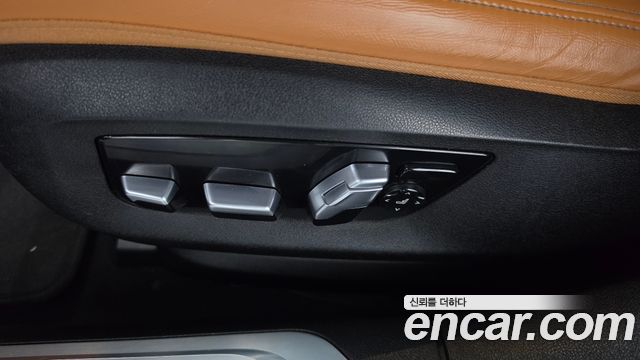 BMW 7-Series 2022 — photo 31