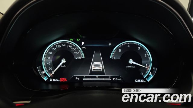 Genesis GV70 2022 — photo 11