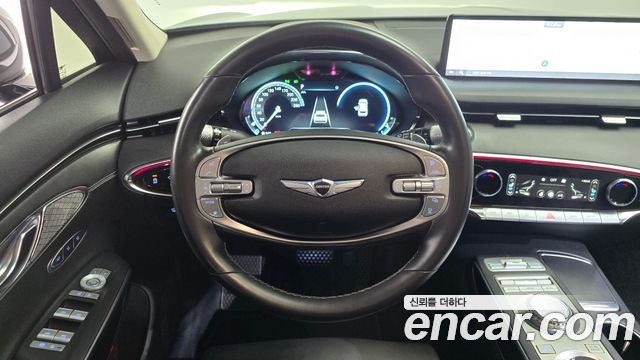Genesis GV70 2022 — photo 18