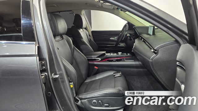 Genesis GV70 2022 — photo 16