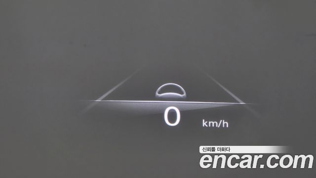Genesis GV70 2022 — photo 30