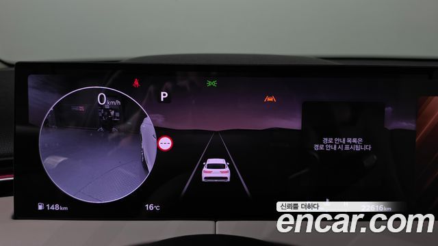 Genesis GV70 2025 — photo 11