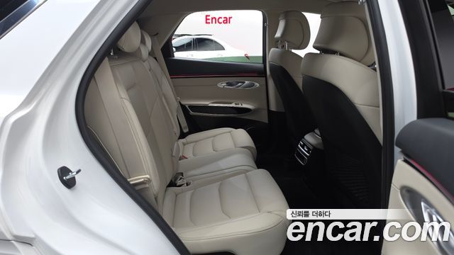 Genesis GV70 2025 — photo 17