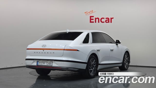 Hyundai Grandeur 2023 — photo 2