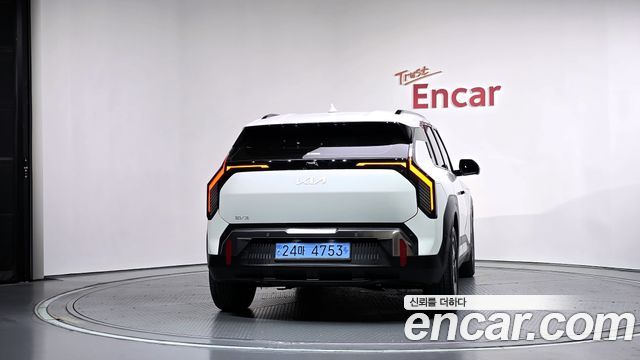 Kia EV3 2025 — photo 4