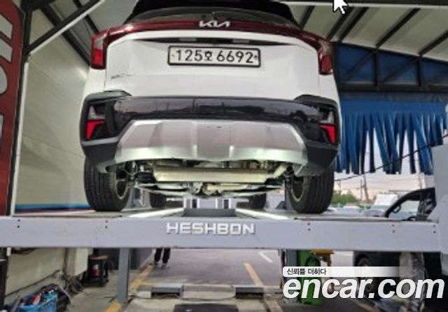 Kia Seltos 2023 — photo 2