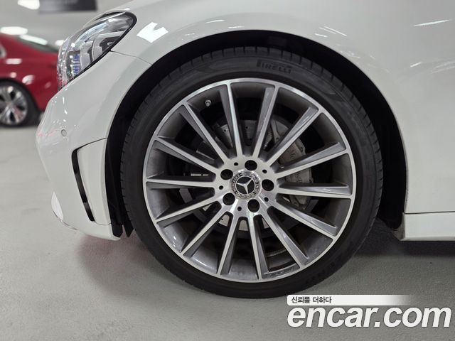 Mercedes-Benz C-Class 2023 — photo 5