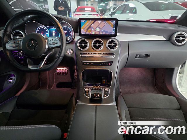 Mercedes-Benz C-Class 2023 — photo 7