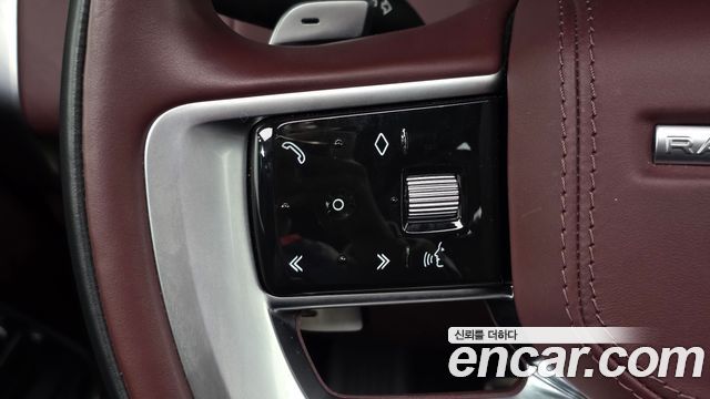 Land Rover Range Rover 2023 — photo 20