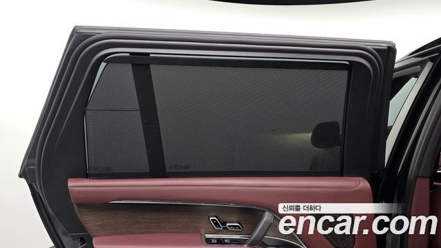 Land Rover Range Rover 2023 — photo 41