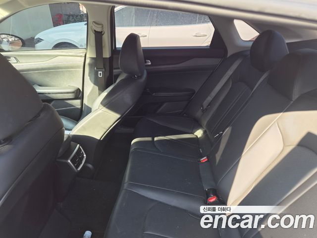 Kia K5 2022 — photo 15