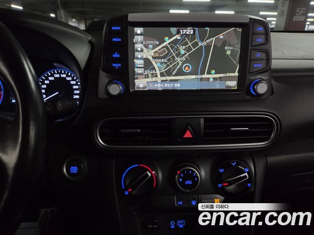 Hyundai Kona 2018 — photo 14