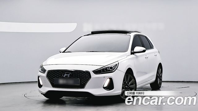 Hyundai i30 2018 — photo 1