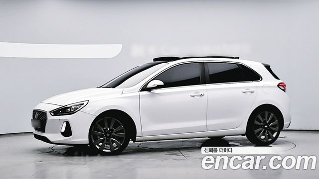 Hyundai i30 2018 — photo 3