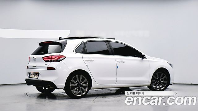 Hyundai i30 2018 — photo 4