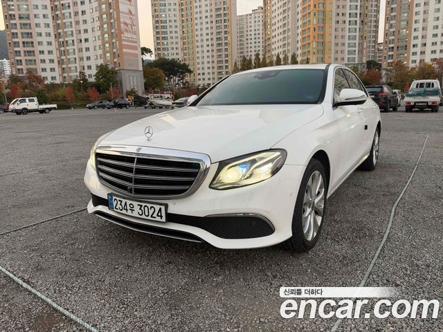 Mercedes-Benz E-Class 2019 — photo 2