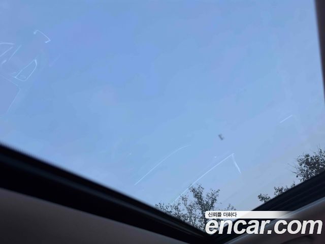 Mercedes-Benz E-Class 2019 — photo 14