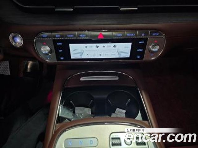 Genesis G90 2023 — photo 6