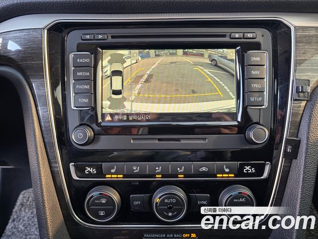 Volkswagen Passat 2018 — photo 14