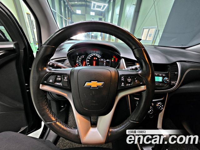 Chevrolet Korea Trax 2018 — photo 12